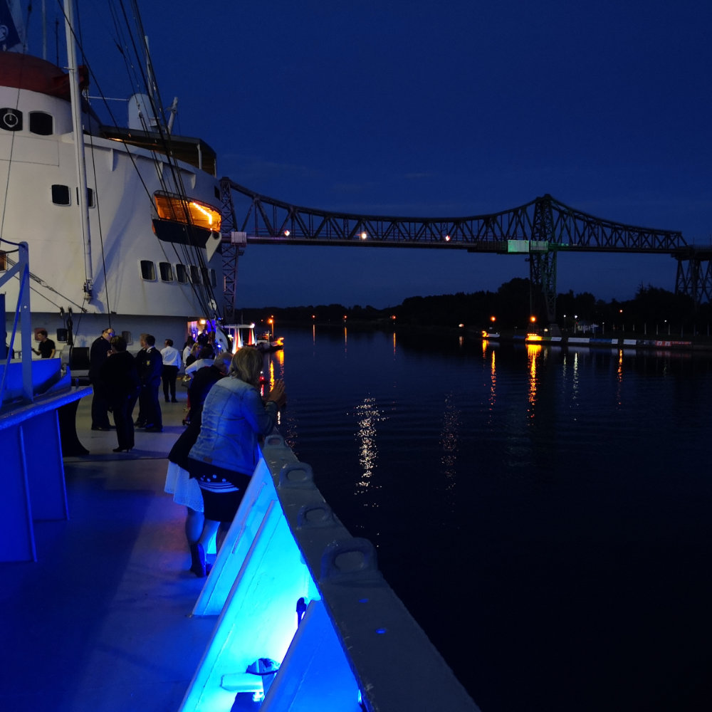young man getting his hair coloured